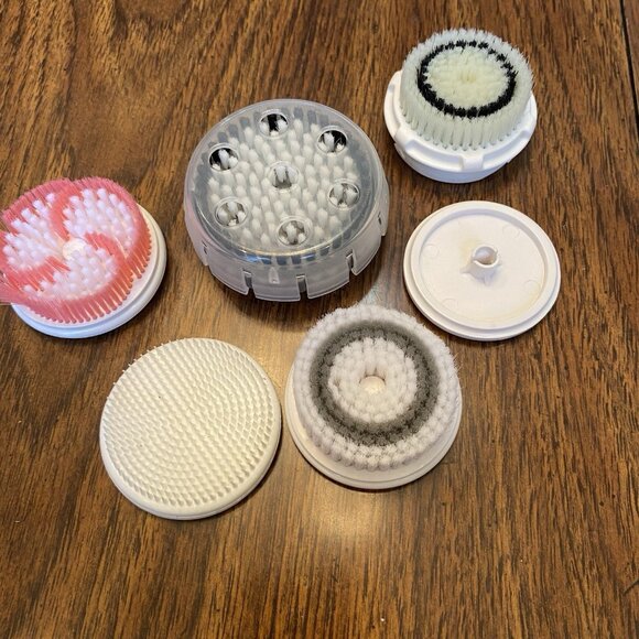 Clarisonic Pro Professional Skin Care 5 Brushes ONLY - Picture 1 of 6
